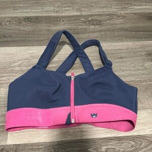 Shefit sports bra
